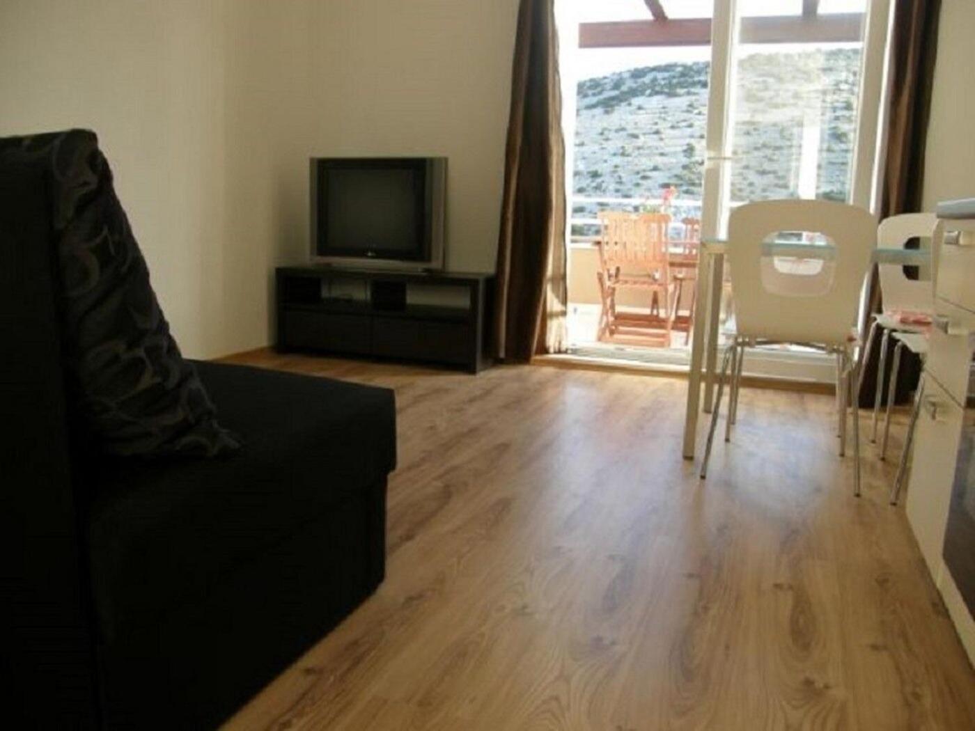Apartments Ljubi Vinišće Extérieur photo